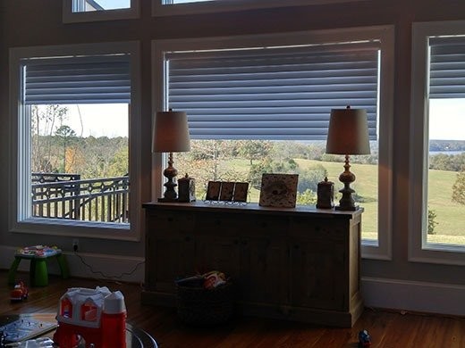 Hunter Douglas Dealer Image